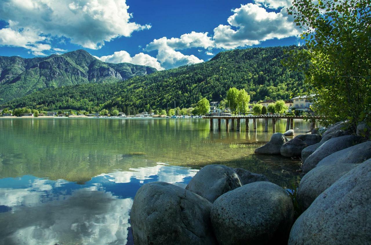 La Terrazza Sul Lago ペルジーネ・ヴァルスガーナ エクステリア 写真